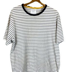 MEN'S STRIPPED SHORT SLEEVE TEE SHIRT XL MAKE OFFER NOW